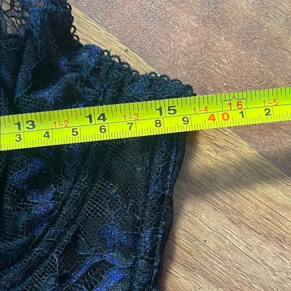 New MookiFree Black and Blue Lace Lingerie Set - Picture 12 of 16